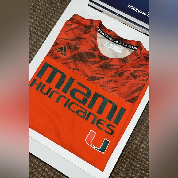 Nike - Picture 1 of 5